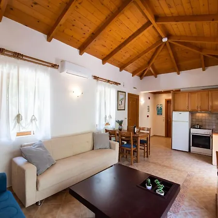 Delphinus Nefeli Appartement *