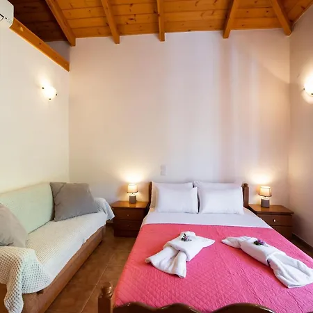 Delphinus Nefeli Daire Áyios Nikítas