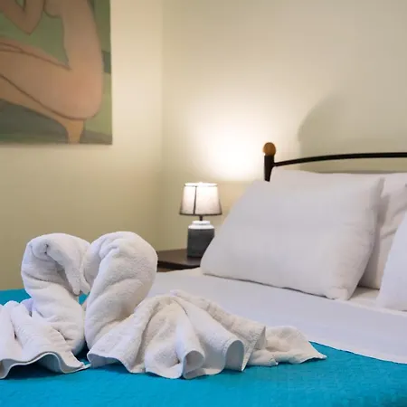 Delphinus Nefeli Daire